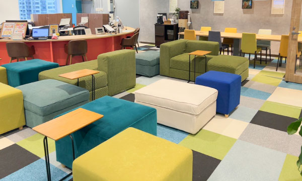 横浜ラーニングスタジオラウンジ