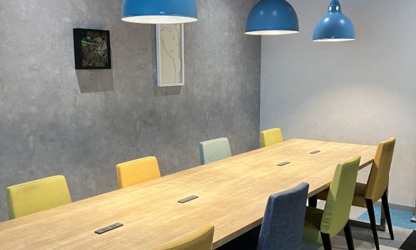 横浜ラーニングスタジセミナールーム